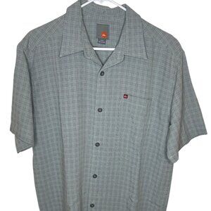 Quiksilver Mens Plaid Short Sleeve Button-Up Shirt M Gray Pocket Lightweight